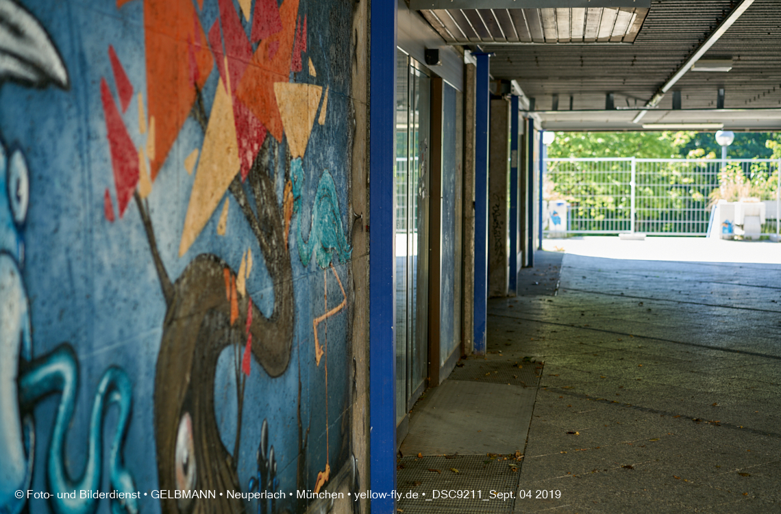 04.09.2019 - Einkaufs- und Wohnzentrum Quiddestraße in Neuperlach